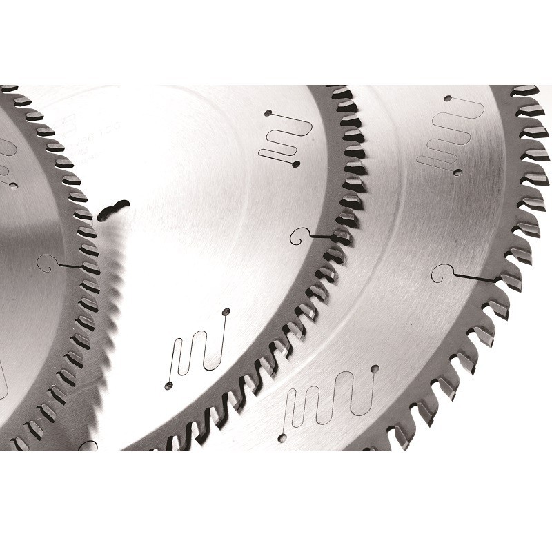 Finishing Saw Blades With Low Noise